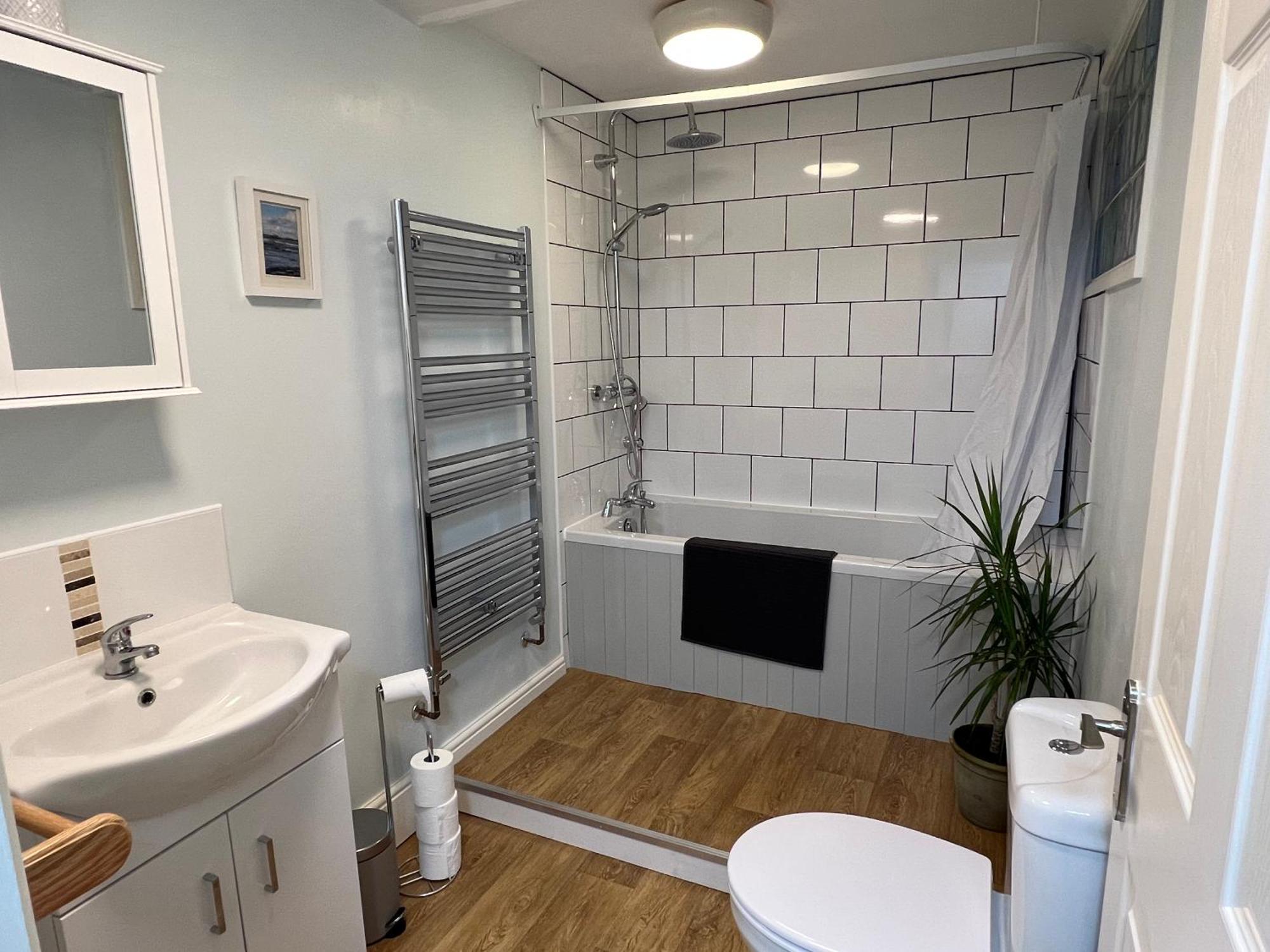 A Spacious 2 Bed Flat In Kingsbridge Town Extérieur photo