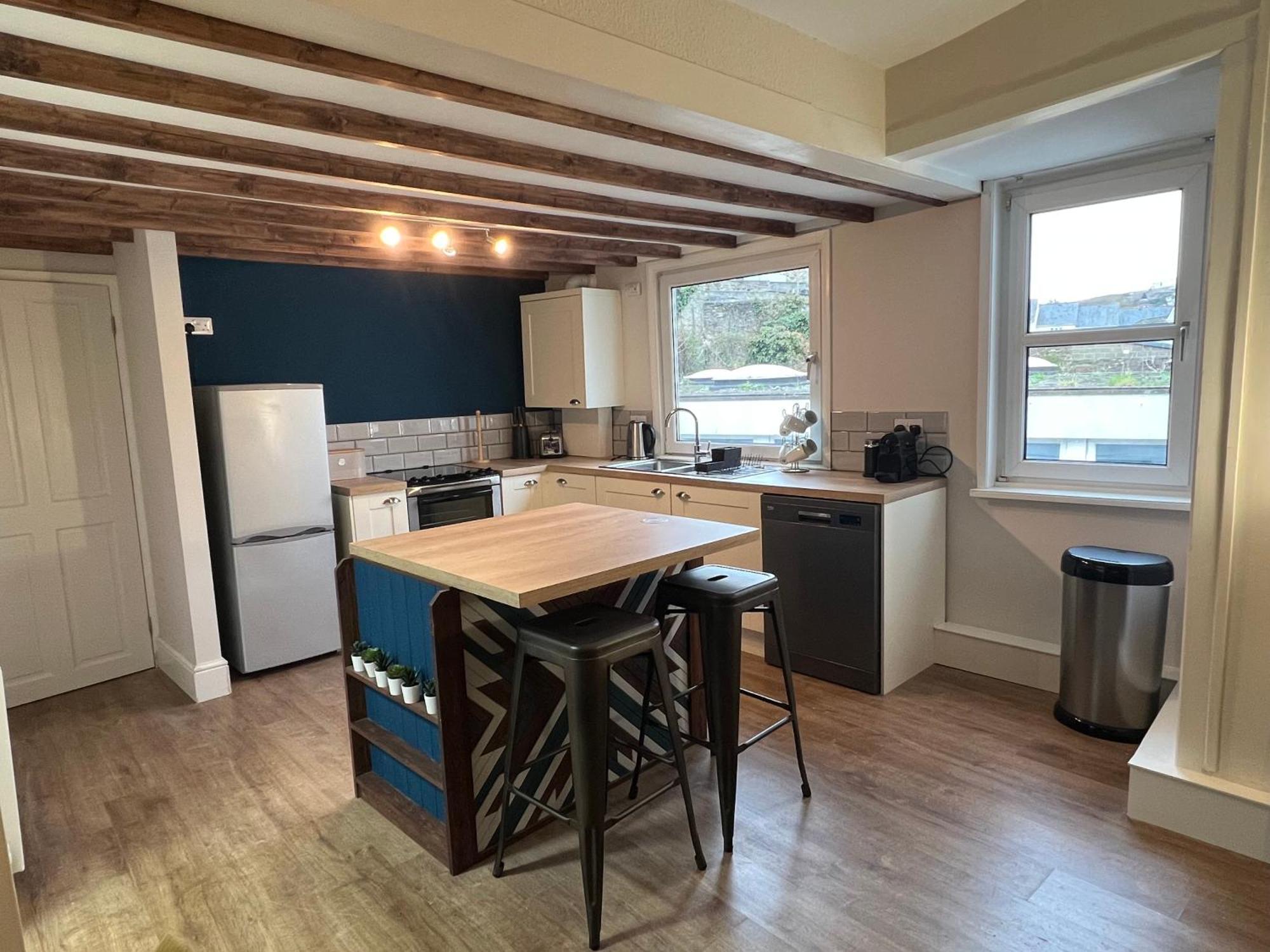 A Spacious 2 Bed Flat In Kingsbridge Town Extérieur photo